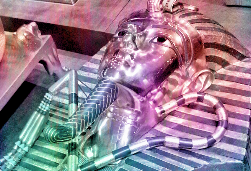 Tutankhamun – His Tomb and Treasures